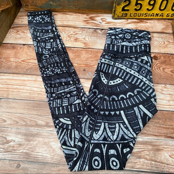 ✨ NIYAMA SOL RARE VINTAGE SHINER TRIBAL ENDLESS HI-WAIST LEGGING XS - Picture 2 of 11